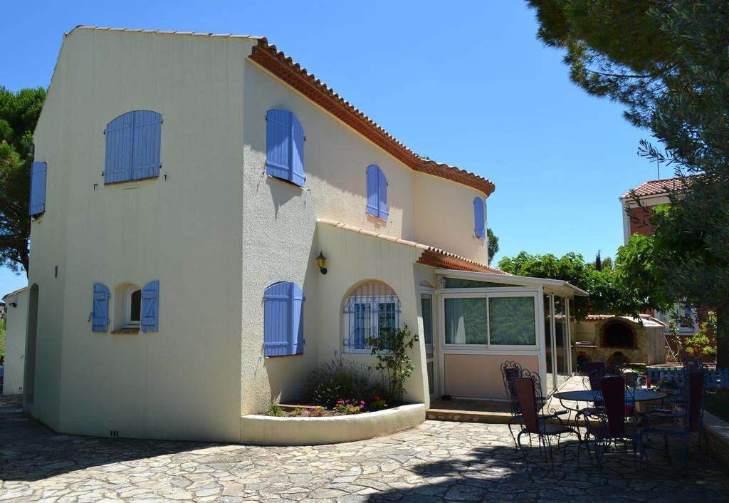 La Perle De Ceylan Hotel Montagnac  Exterior photo